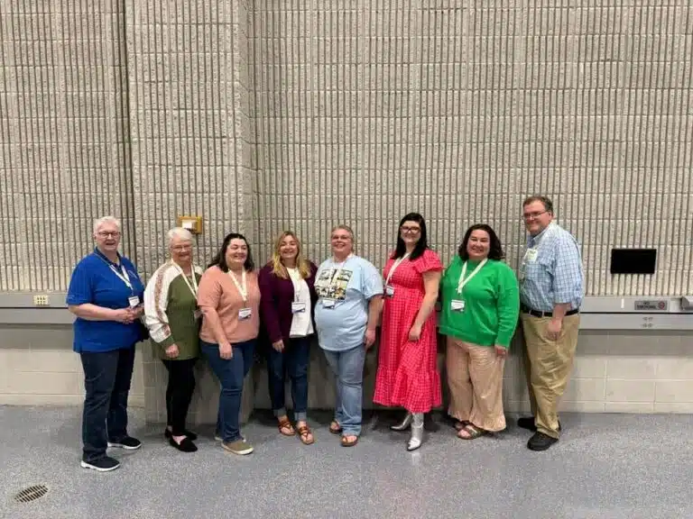 Photo of library staff members